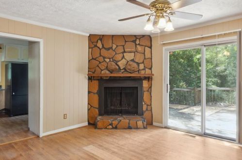 6957 Kimberland Gardens Ln, Lithonia, GA 30058-6019
