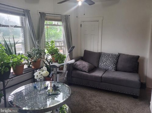 457 Curtis Ave, Camden NJ 08108-3206 exterior