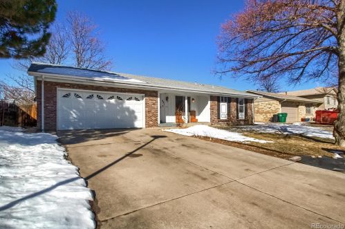 921 Lansing St, Denver, CO 80010-4119