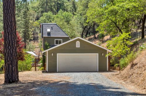 1215 Spring Crest Ct, Swansboro Country, CA 95667-8711