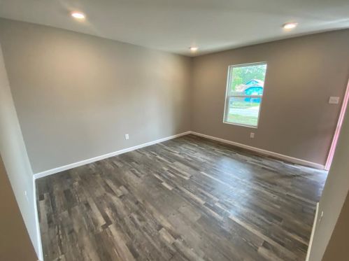 2727 Grafton Ave, Dallas TX  75211-5714 exterior