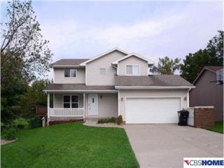442 Michael Dr, Gretna, NE 68028-7994