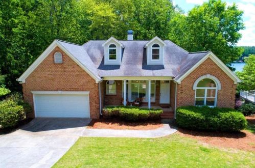 1209 Monticello Dr, Villa Rica, GA 30180-3935