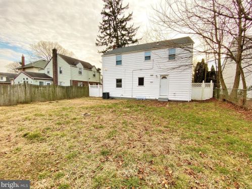 1744 Gross Ave, Camden NJ 08110-2702 exterior