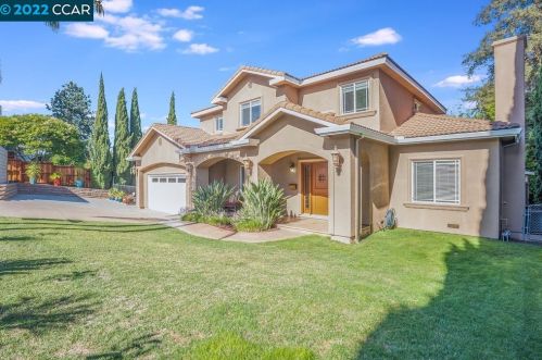 19508 Redwood Rd, Hayward, CA 94546-3466