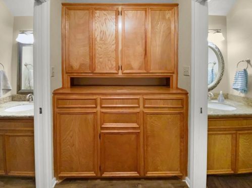 221 Pecan Est Rd, Angleton TX 77515-8463 exterior