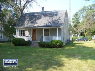 616 Hale St, Coral, IL 60152-2438