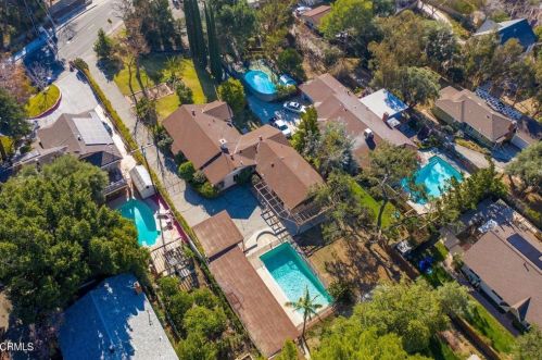 5253 Ramsdell Ave, Glendale CA 91214-3738 exterior