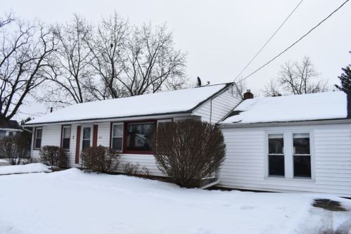 822 Morgan St, Nelson, IL 61021-2260