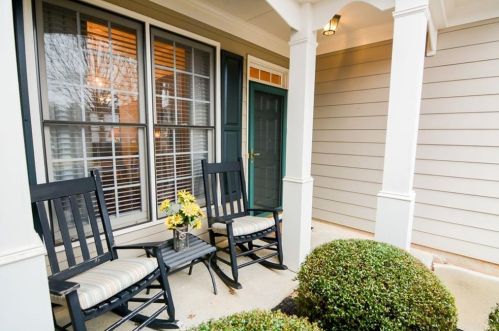 232 Elmbrook Ln, Holly Springs, GA 30114-7889