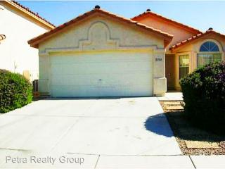 2104 Cimarron Hill Dr, Henderson NV  89074-4282 exterior