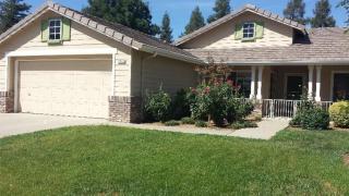 2873 Mitchell Ave, Clovis, CA 93611-6913