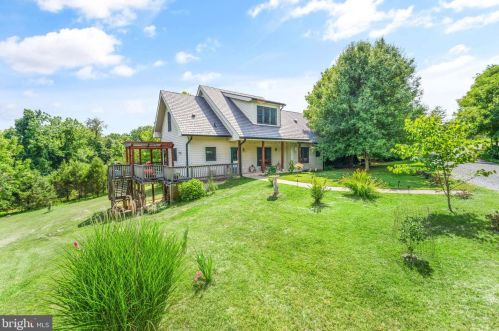 40989 Redwing Song Ln, Lovettsville, VA 20180-2271
