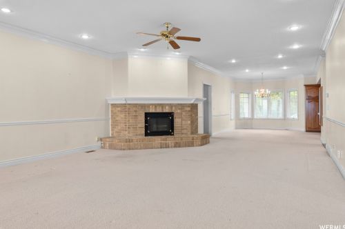 2515 Willow Hl Dr, Sandy UT 84093-1894 exterior