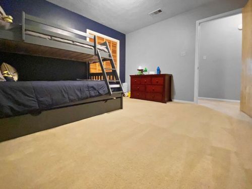 49 Colony Sq, Angleton TX 77515-3644 exterior