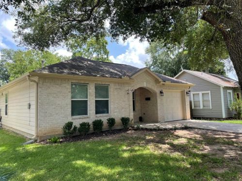 1743 7th St, Richmond TX  77471-4423 exterior