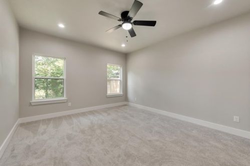 1635 Gdn Dr, Dallas TX  75215-4544 exterior