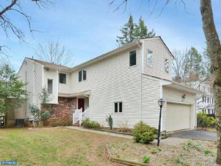 536 Mercer Rd, Princeton, NJ 08540-4810