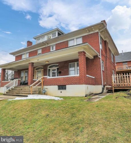 202 Jackson St, York, PA 17401-2123