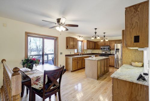 6173 Kalen Dr, Saint Paul, MN 55129-8406