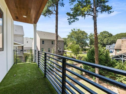 2374 Logan Cir, Atlanta GA  30318-2855 exterior