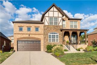 4204 Stone Hall Blvd, Hermitage, TN 37076-2081