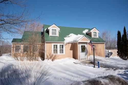 23 Dalton Rd, Carroll, NH 03598-5703