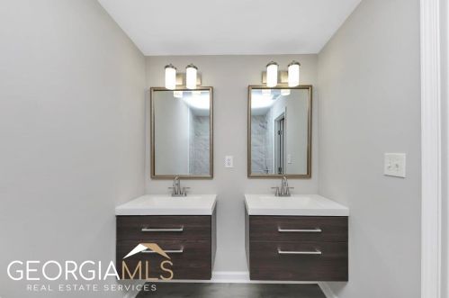 2260 Baywood Dr, Atlanta GA  30315-6534 exterior