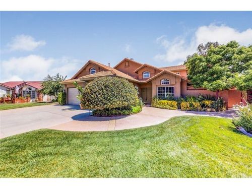 685 Atwood Ct, Riverside, CA 92506-6507