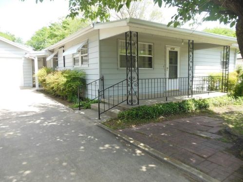 6708 Lake Side Dr, Fort Worth TX  76135 exterior