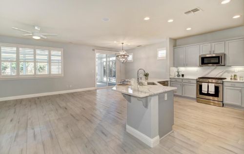 7417 Netherbury Ct, Elk Grove CA  95757-5147 exterior
