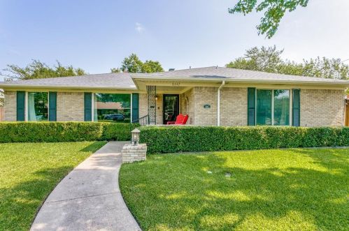 5347 Blaney Way, Dallas, TX 75227-1418