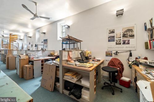 3961 Baltimore Ave, Philadelphia PA 19143-2623 exterior