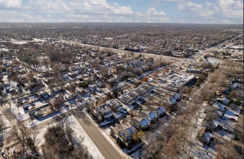 1203 Dupont Ln, Minneapolis MN  55444-2710 exterior