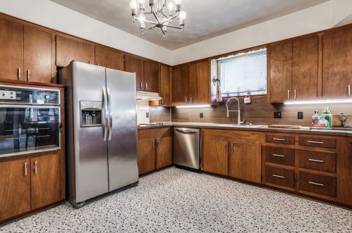 3130 Cliffoak Dr, Dallas TX  75233-2617 exterior