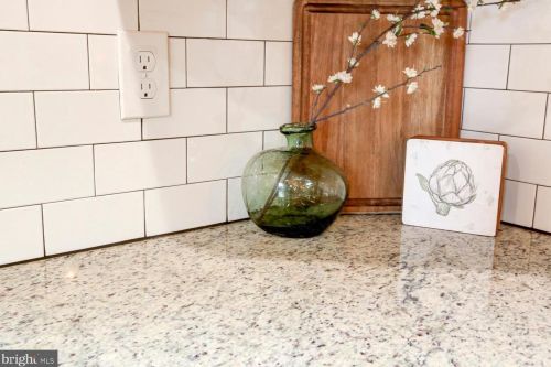 111 Eastman Ave, Lancaster PA  17603-4476 exterior