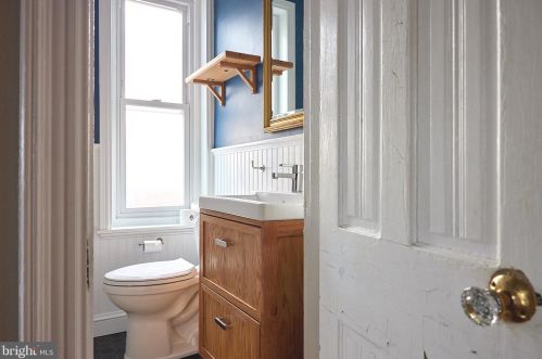 413 42 St, Philadelphia PA 19104-2216 exterior