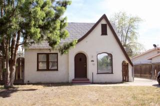 908 Fruit Ave, Fresno, CA 93728-2919