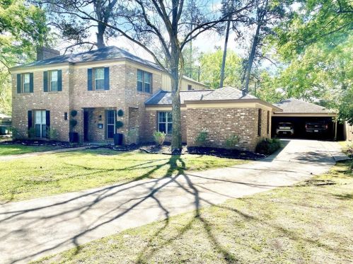 109 Dallas St, Conroe, TX 77301-2418