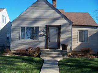 2308 Homestead Dr, Columbus OH  43211-2235 exterior