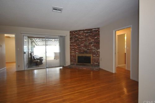 2002 Ninth St, Anaheim CA  92802-3203 exterior