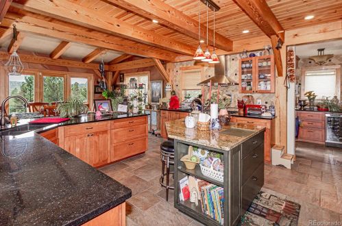 136 Arapahoe, Woodland Park CO 80863-8952 exterior