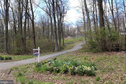 13924 Stottlemyer Rd, Smithsburg, MD 21783-9226