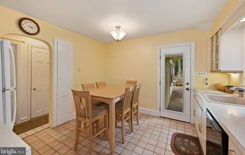 727 Redman Ave, Haddonfield NJ 08033-2743 exterior