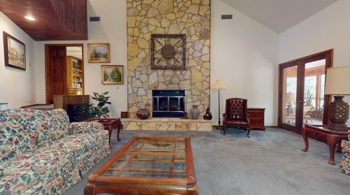 78 Vlg Hl Ln, Conroe TX  77304-3527 exterior