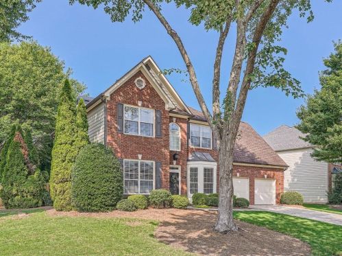 5030 Baywood Dr, Roswell, GA 30076-4243