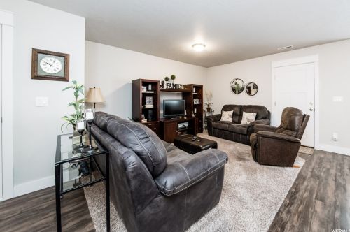 288 20, Hyrum, UT 84319