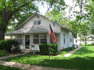 202 20th Ave, Bellevue, NE 68005-5012
