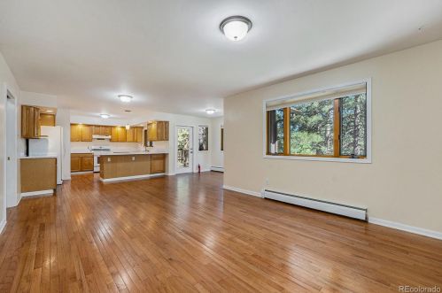 8147 Summit Dr, Morrison CO 80465-2452 exterior