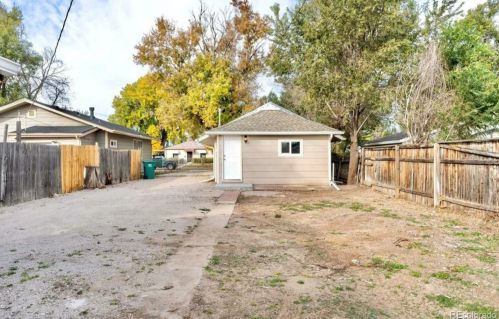 1542 Yosemite St, Denver CO  80220-5402 exterior